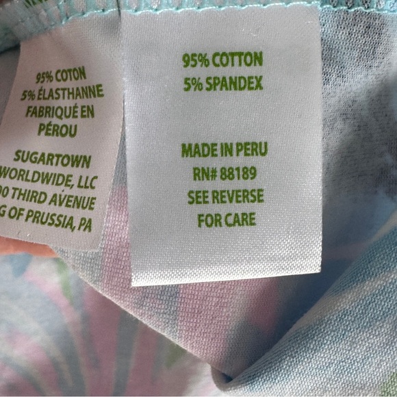 Lilly Pulitzer Boatneck Floral Top With Gold Button Accented Sleeves Size Large - Picture 7 of 7